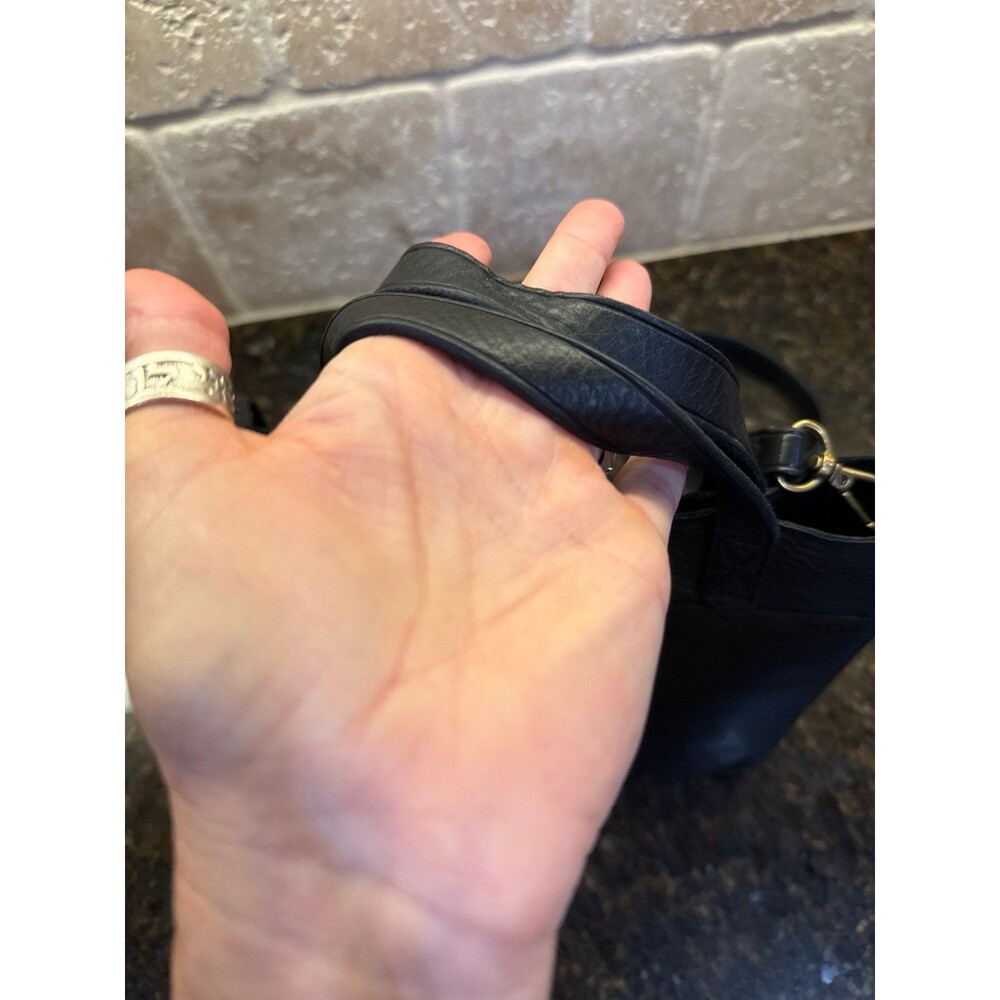 Madewell Transport Crossbody Black Pebbled Leather Gold Hardware EUC - Picture 7 of 11